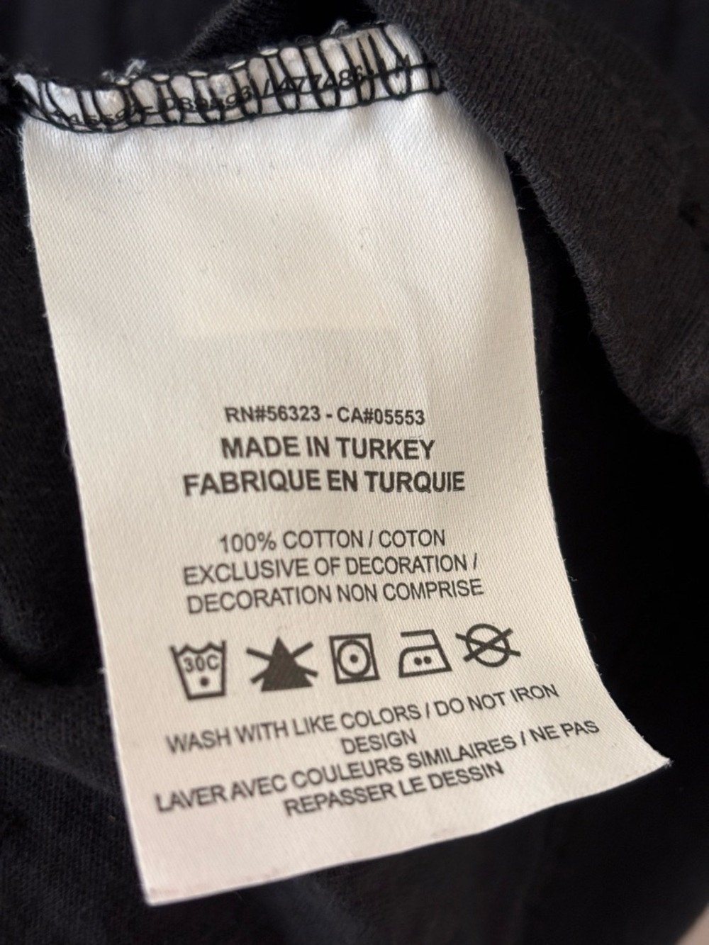 5/$25 Nike Black Daisy Logo Pocket Tee - Picture 3 of 4